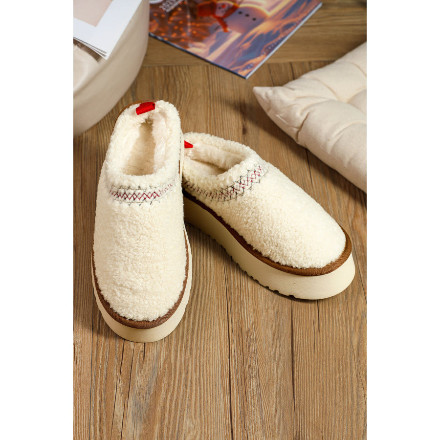 White Embroidered Sherpa Plush Thick Sole Winter Slippers Shoes &amp; Bags/Slippers