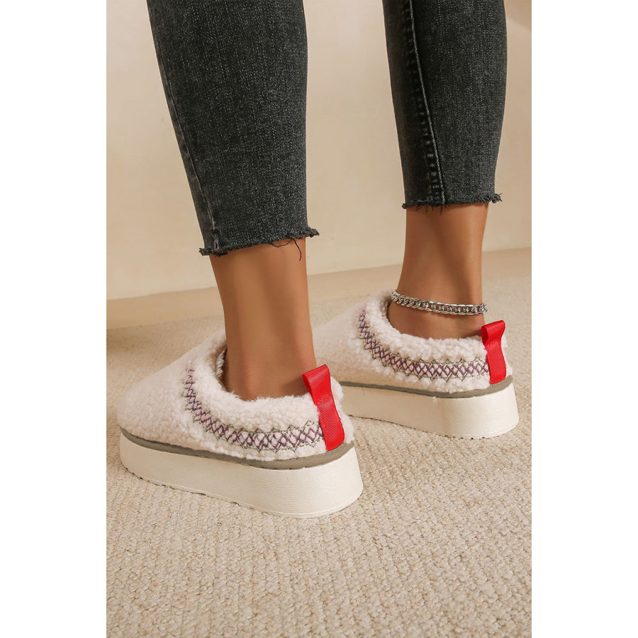 White Embroidered Sherpa Plush Thick Sole Winter Slippers Shoes &amp; Bags/Slippers