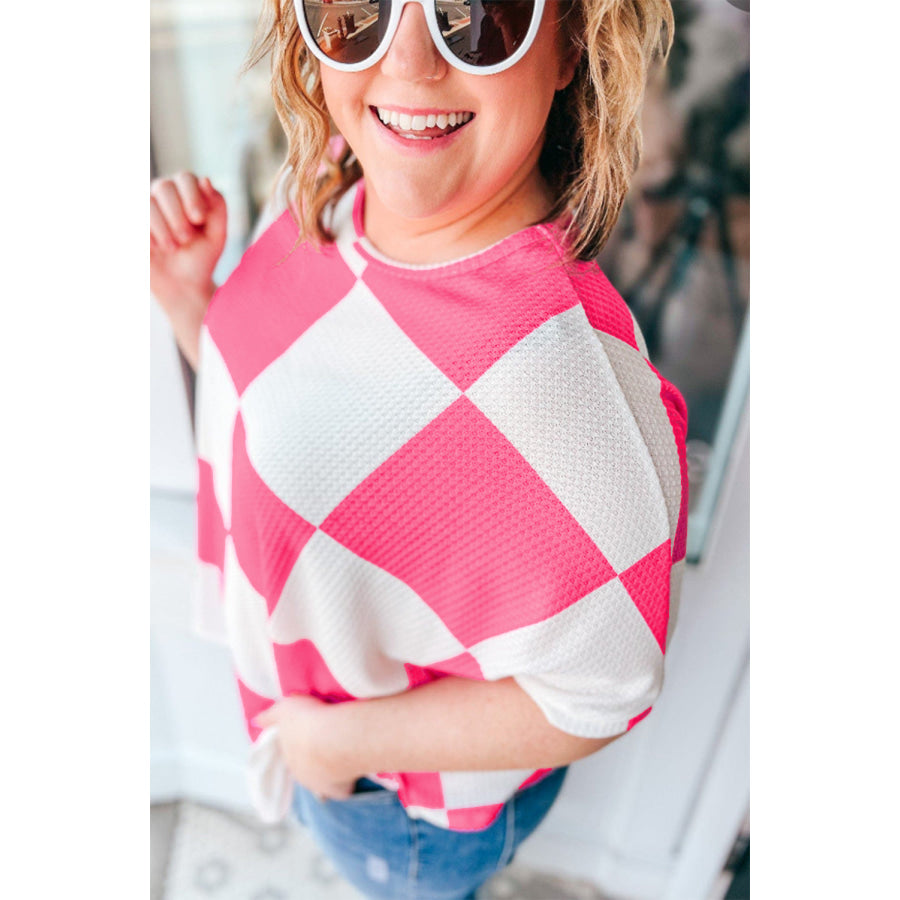 White Textured Checkerboard Round Neck Plus Size T Shirt Plus Size/Plus Size Tops/Plus Size Tops & Tees