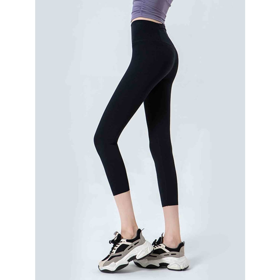 Wide Waistband Cropped Sports Leggings