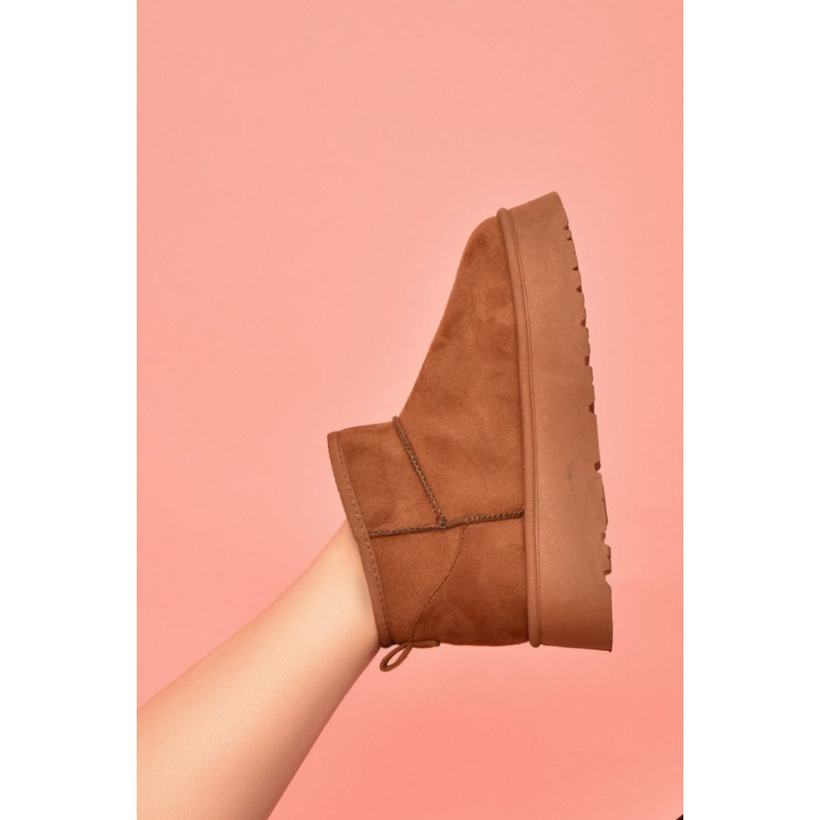 WILD DIVA Suede Round Toe Platform Booties Apparel and Accessories