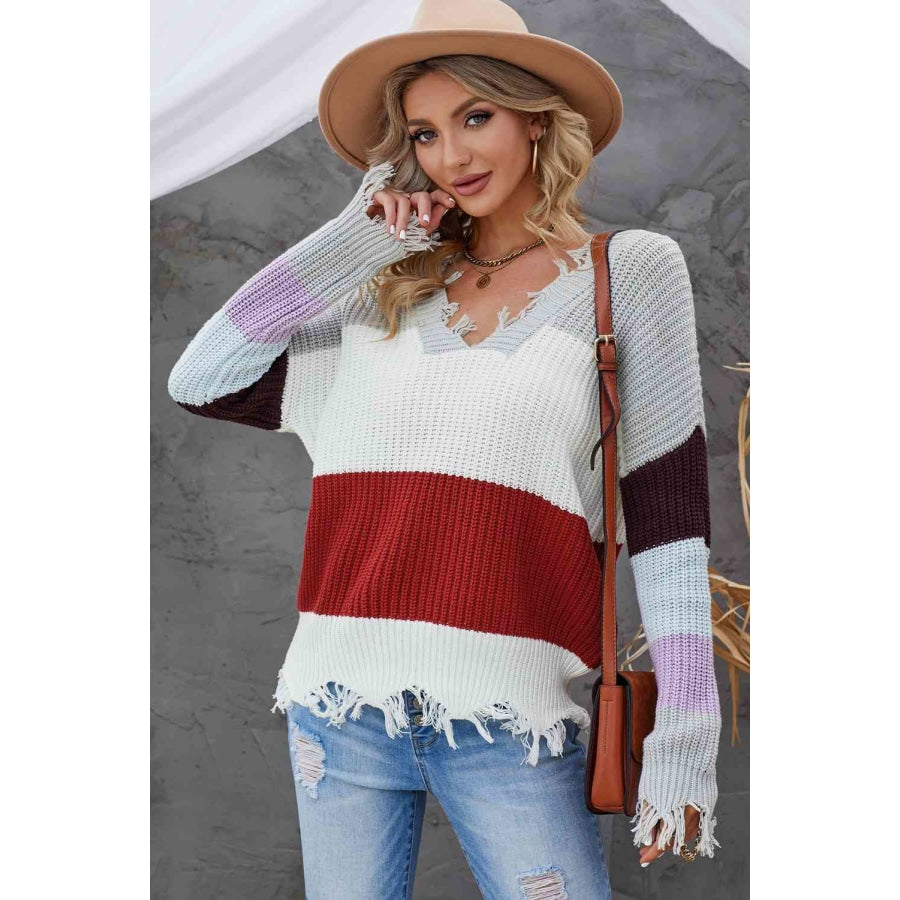 Woven Right Color Block Distressed V-Neck Ribbed Sweater Gray/Purple / S