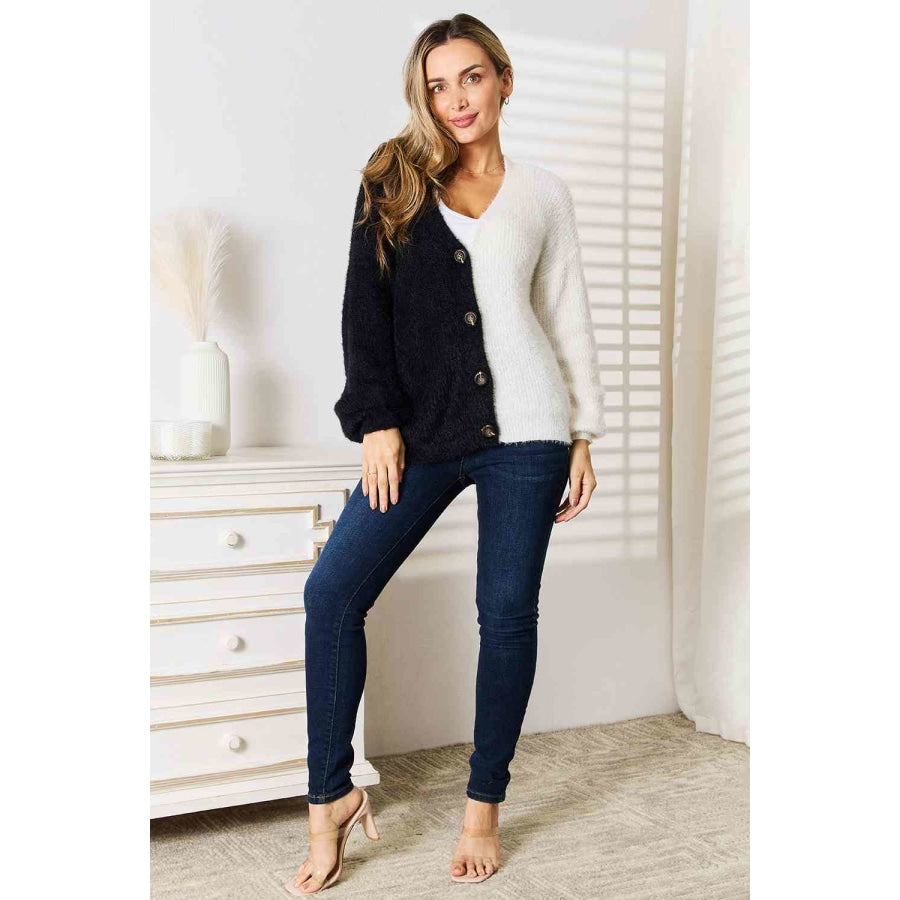 Woven Right Contrast Button-Front V-Neck Cardigan