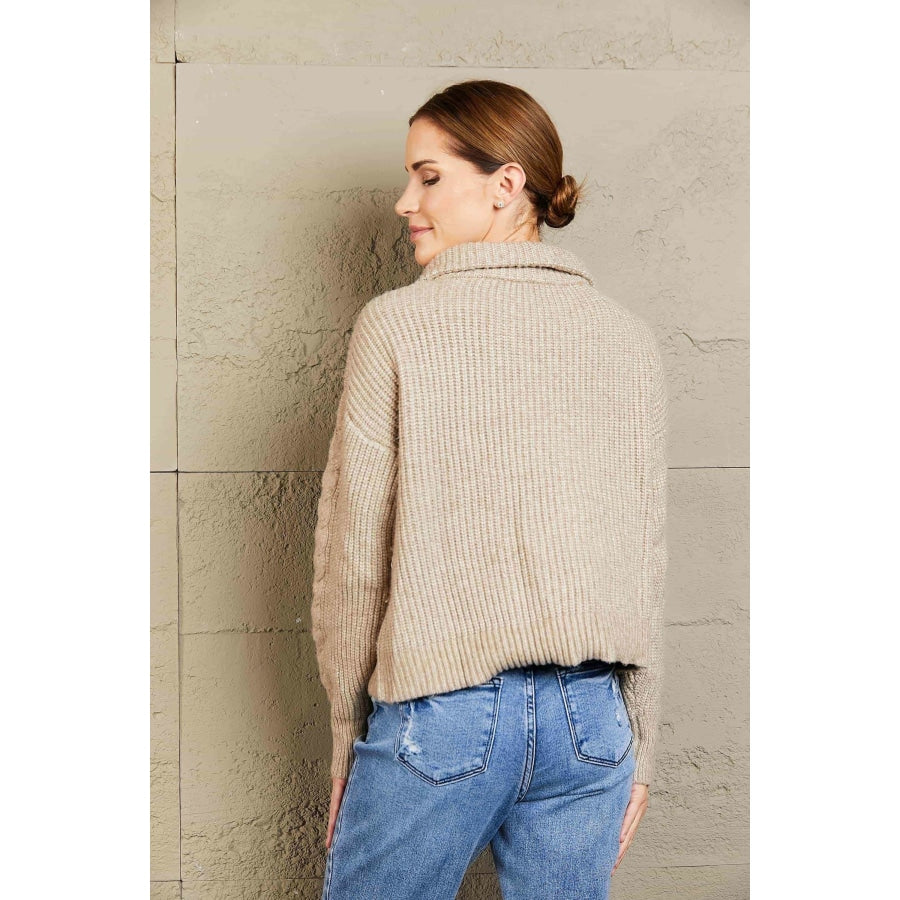 Woven Right Half Zip Mixed Knit Collared Sweater