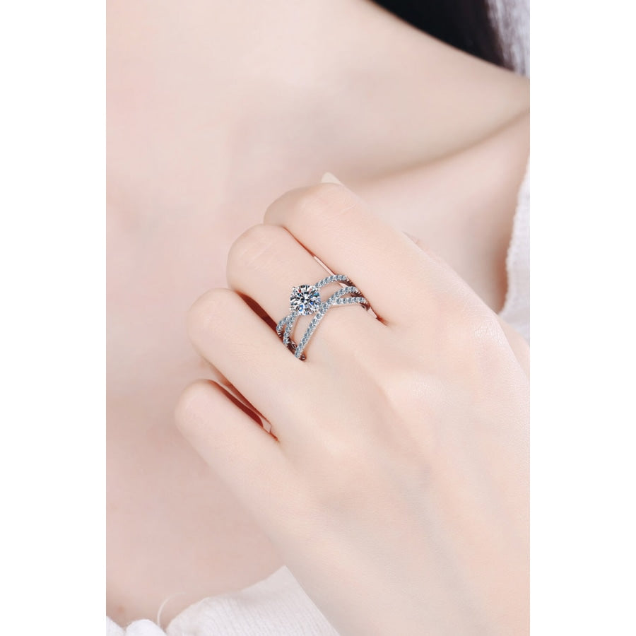 1 Carat Moissanite Crisscross Ring