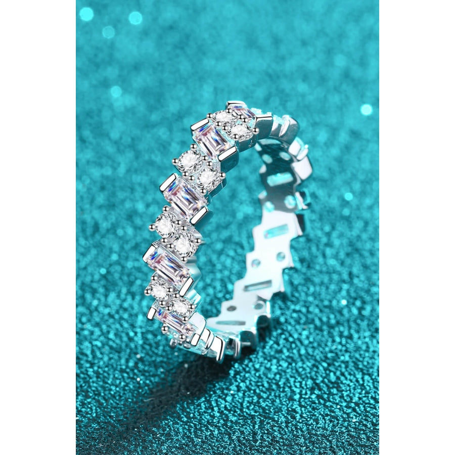Chasing Love 925 Sterling Silver Moissanite Ring