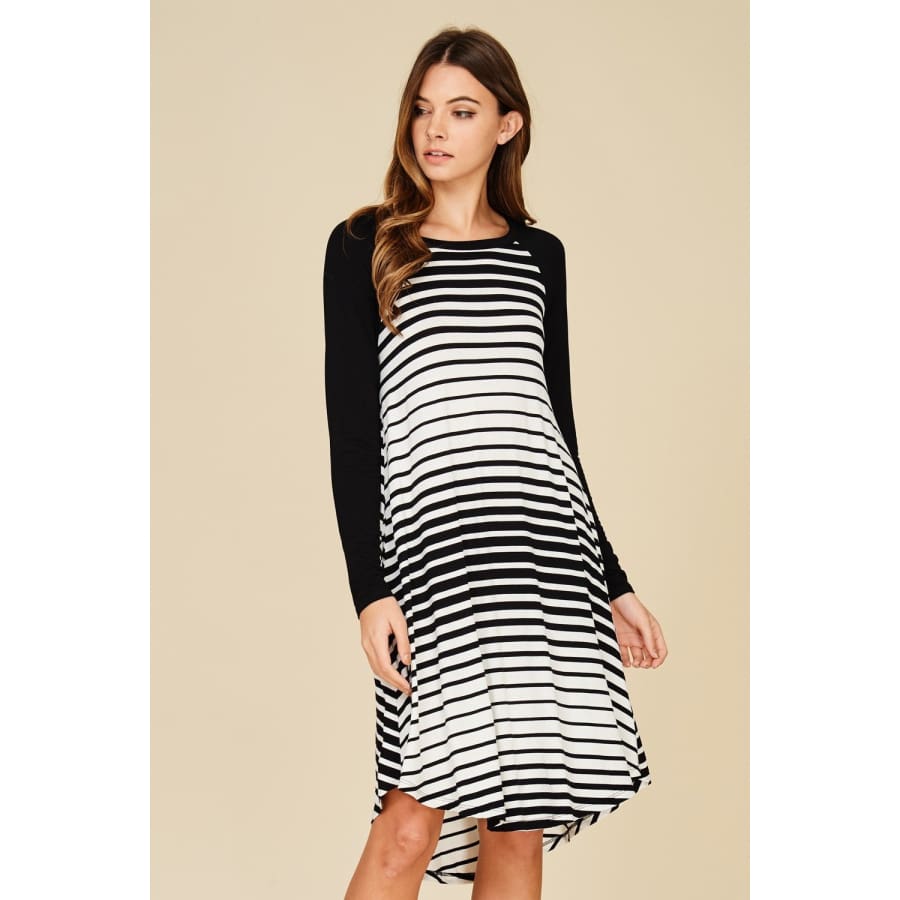 Contrast Stripe Dress With Side Pockets S / Black Dresses