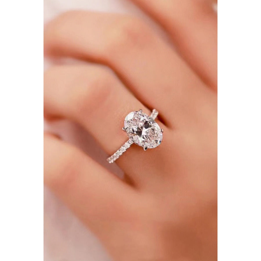 Platinum-Plated Side Stone 2 Carat Moissanite Ring