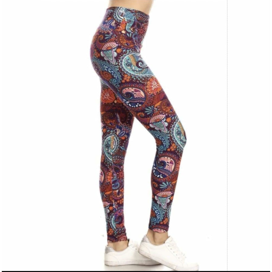 Punchy Paisley Punchy Paisley / Curvy Leggings